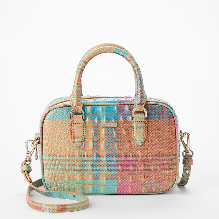 Picnic Melbourne Mara Front View with Strap 