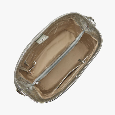 Silver Duchess Celina Open View 